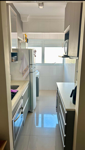 Apartamento 2 Dormitórios Sendo 1 Suite, Com 2 Vagas Fixas
