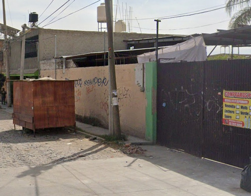 Sk01- Oportunidad- Casa En Remate Bancario En C. Martires De Cananea, Francisco Silva Romero, San Pedro Tlaquepaque, Jal. (solo Recursos Propios)
