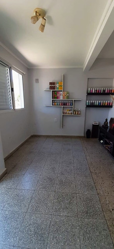 Imagen 8 de 13 de Casa 2 Dorm, Con Local Comercial En Franck