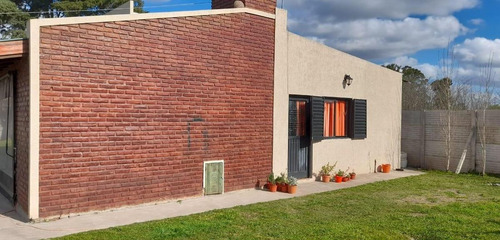 Casa En Venta - 5 Dormitorios 3 Baños - 220 Mts2 - Chivilcoy