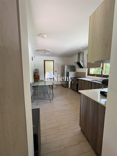 Casa En Venta De 3 Dorm. En Requínoa