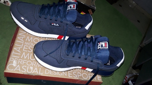 Tênis Fila Classic 92