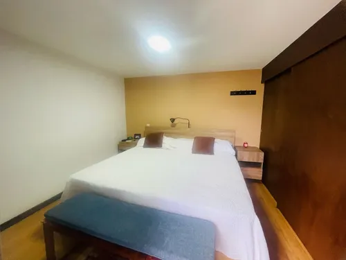 Vendo Apartamento En La Parte Baja De La Loma De Los Bernal Con Linda Vista