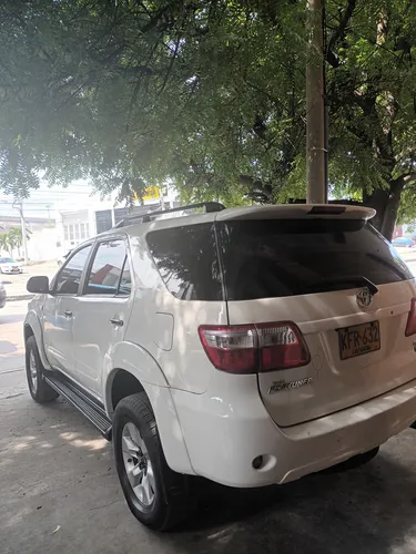 Toyota Fortuner 2.7l 4x2