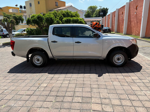 Nissan Np 300 Doble Cabina Se Estandard