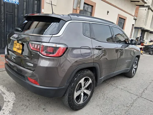 Jeep Compass 2.4 4X2 Longitude At