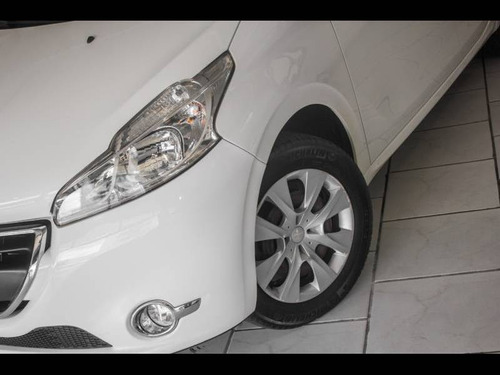 Peugeot 208 Allure 1.5