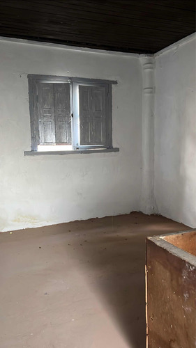 Rousseau Y 21 Abril Apto Tipo Casa Con 2 Plantas 1 Dorm