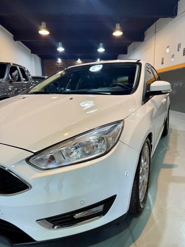 Ford Focus III 2.0 Se Plus Mt