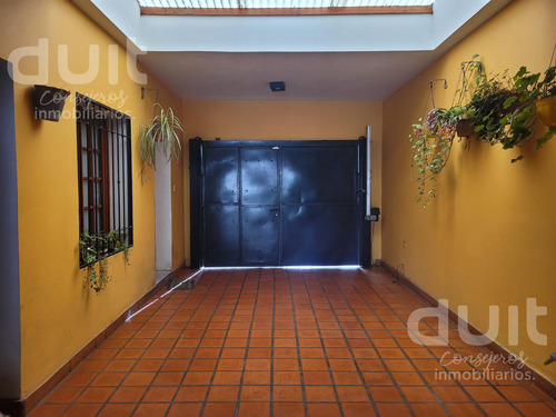 Casa En Venta - B° Marques De Sobremonte
