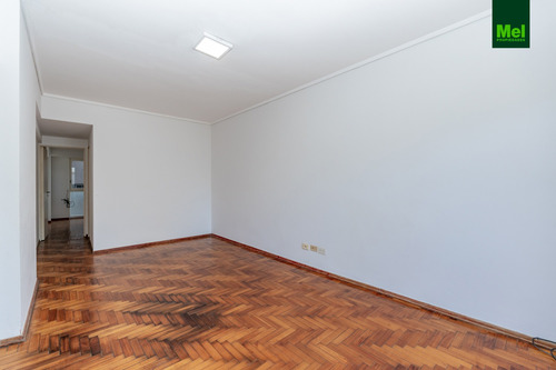 Semipiso 2 Amb En Alquiler Con Balcon, Coc/lavadero Indep