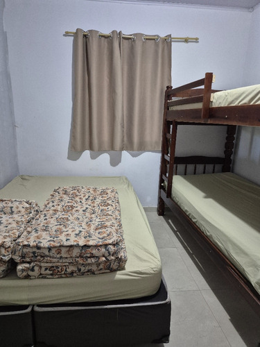 Chácara Para Temporada Em Mairinque-sp Condomínio Fechado