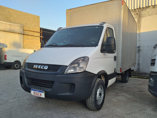 Iveco Daily 35s14 2018 Baú Mugen Caminhões 