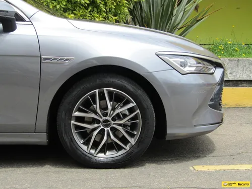 Byd Qin Plus 1.5 Dm-i