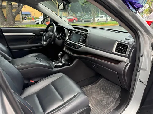 Toyota Highlander 3.5 Xle At