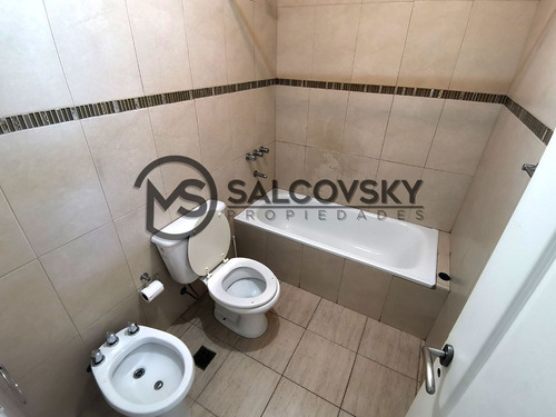 Imagen 6 de 11 de Hermoso Departamento Semipiso De 2 Dormitorios En 5º Piso Con Hermosa Vista A La Ciudad Y El Mar, Puerto Madryn