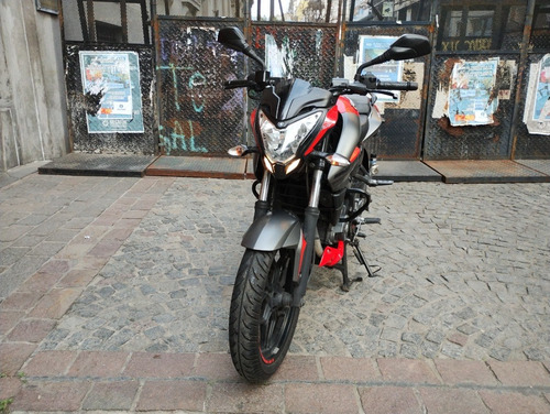 Imagen 3 de 19 de Bajaj Rouser Ns 200