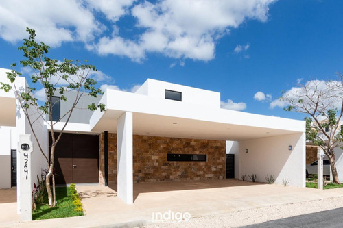 Casa De 4 Recámaras Modelo C En Privada Amidanah, Temozón Norte, Mérida