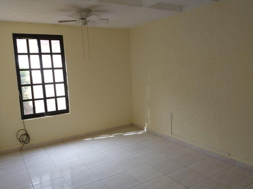 Imagen 16 de 25 de Bonita Casa En Condominio En Jardines De Cuernavaca