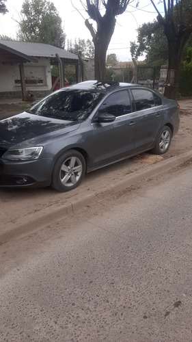 Volkswagen Vento 2.5 Luxury 170cv