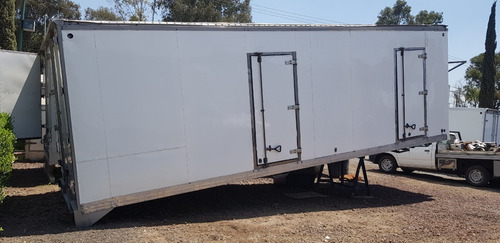 Caja Térmica Para 14 Tarimas De 8.50 Metros De Largo