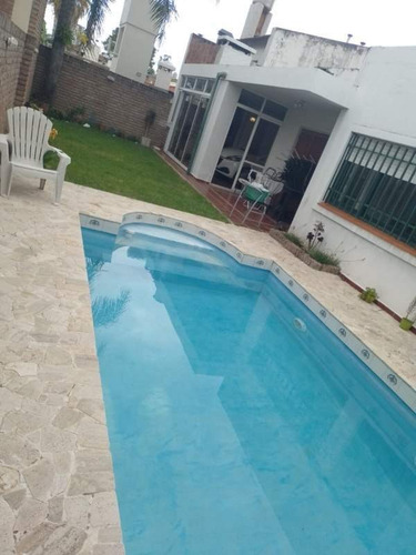 Imagen 19 de 30 de Bº Las Rosas T:320 M2, 174 M2 Cub. 3 Dor 2 Bños Quincho, Coch, Pat, Pileta Reciben Menor