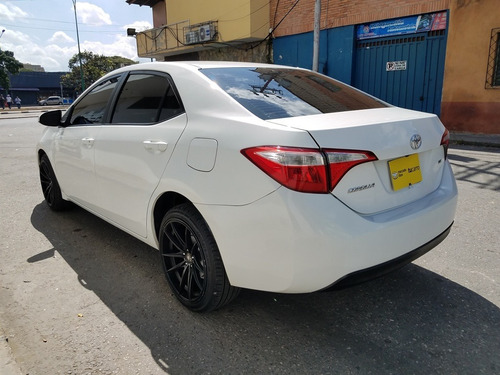 Imagen 4 de 10 de Toyota Corolla Le