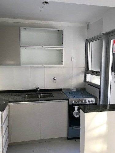 Imagen 9 de 16 de Departamento 2 Amb A Estrenar, Al Frente Con Balcón En Venta En Almagro