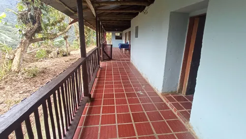 Venta Finca En La Montaña Cerca Al Lago Calima