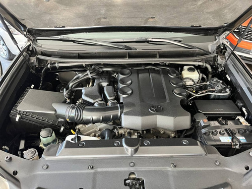 Imagen 15 de 18 de Toyota Land Crusier Prado Vx 4.0 At 7 Asientos.segunda Mano