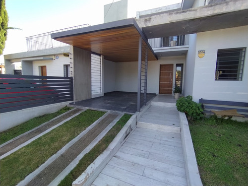 Venta Casa Villa Belgrano 3 Dormitorios