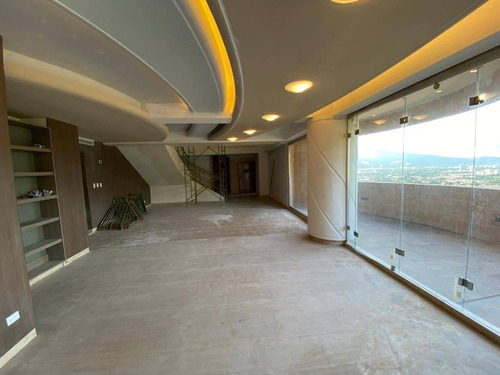 Imagen 18 de 28 de Adriana Castellanos Ofrece Espectacular Penthouse En Venta En La Trigaleña Cod. 166138