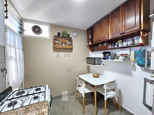 Impecable Dpto. De 3 Amb. En Torre - Muy Luminoso Con Vistas Abiertas!
