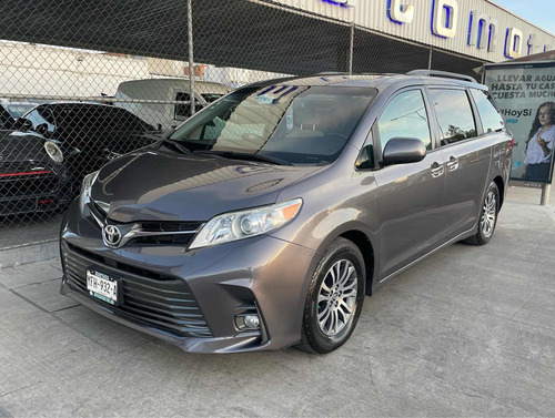 Toyota Sienna 3.5 Xle At