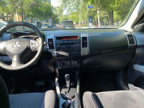 Imagen 8 de 15 de Mitsubishi Outlander 2009 2.4 L4 Es At