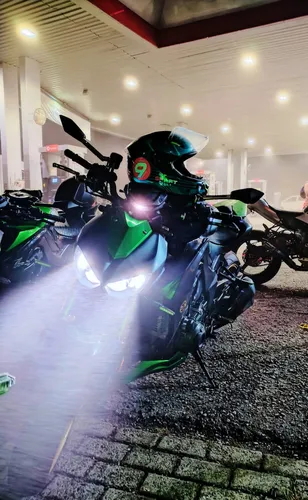 Kawasaki Z1000, Como Nueva, Varios Extras...