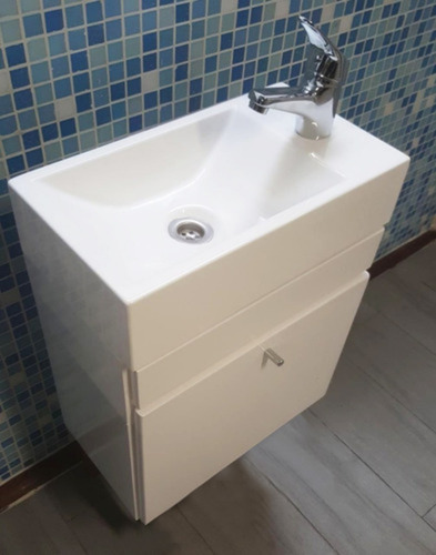 Imagen 3 de 10 de Bacha Apoyo Toillete Rectangular Baño Chica Loza Monocomando