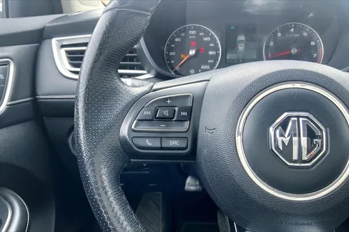 Mg Mg5 2022