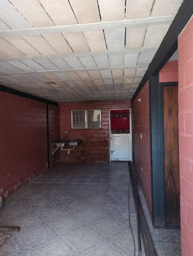 Imagen 9 de 15 de Casa Venta Urb. Araguaney Palo Negro. Libertador