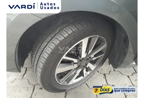 Nissan Versa Advance