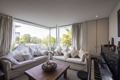 Venta De Casa Mediterranea Con Vistas Al Mar En Montemar