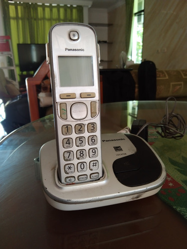 Teléfono Inalámbrico Panasonic Kx-tgd210 Champ. [negociable]