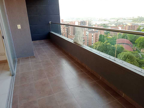 Venta De Apartamento  -con Balcon Amplio - Otraparte-envigado