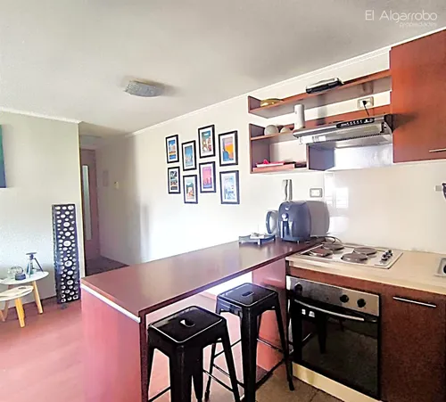 Depto.en Arriendo De 2 Dorm. En Stgo. (metro Sta. Lucía)