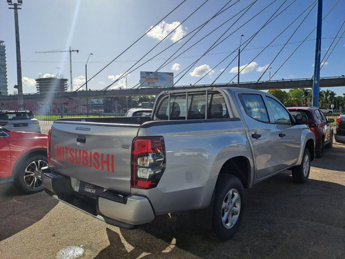 Mitsubishi L200 4x2 Diesel 2.4turbo Mt P.leasing 2024 0km