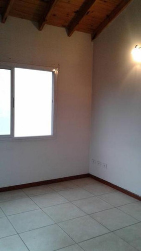 Imagen 17 de 22 de En Venta Departamento 2 Ambientes En Planta Alta. Maipu 831