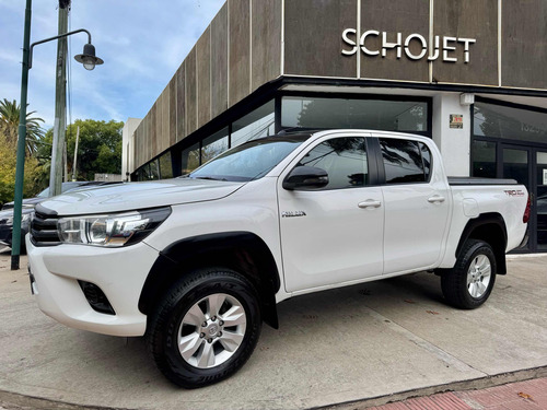 Toyota Hilux Pick-Up 2.8 Cd Srv 177cv 4x4 At