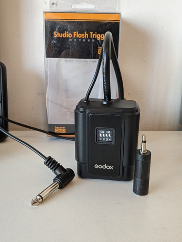 Combo Vello Freewave Plus + Studio Flash Trigger + Mas
