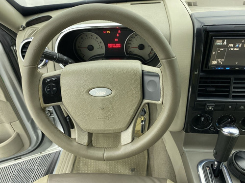 Imagen 22 de 25 de Ford Explorer Xlt 4.0