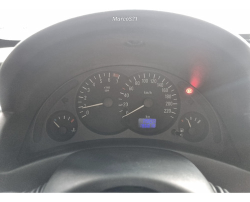 Chevrolet Corsa 1.8 Maxx Flex Power 5p